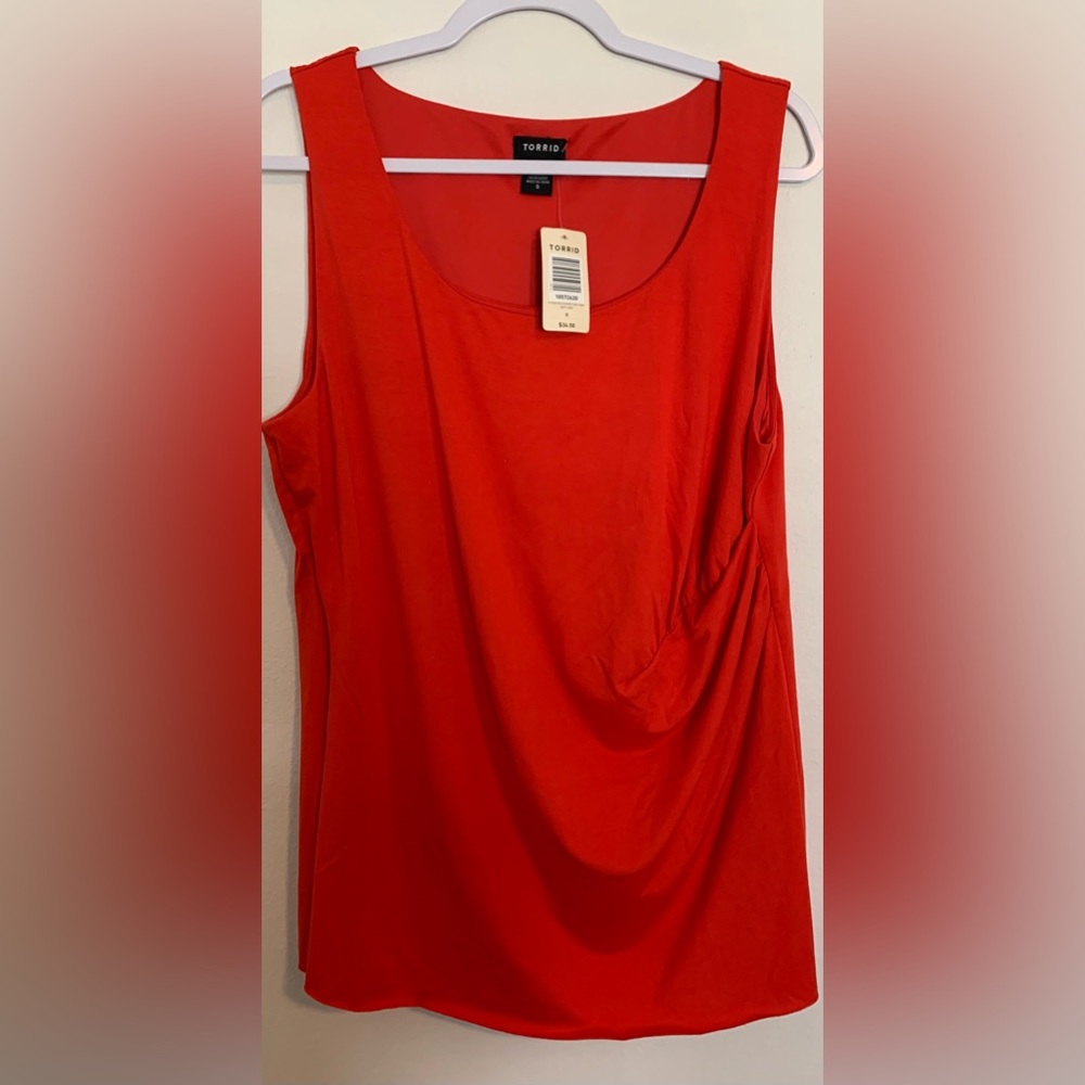 NWT Torrid Red Sleeveless Shirred Side Tank in Women’s 0X - 12
